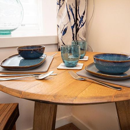 Alexander Courtyard Apartment Inverness Luaran gambar